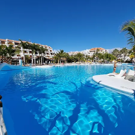 公寓 Beachfront No 3 With Fantastic Sea-view, Heated Pool, Close To The Sea 美洲海滩