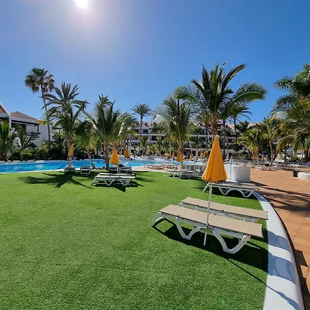 Beachfront No 3 With Fantastic Sea-view, Heated Pool, Close To The Sea 公寓 美洲海滩
