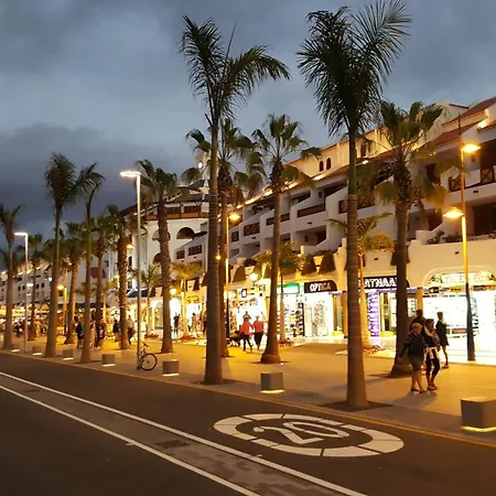 Beachfront No 3 With Fantastic Sea-view, Heated Pool, Close To The Sea 公寓 *