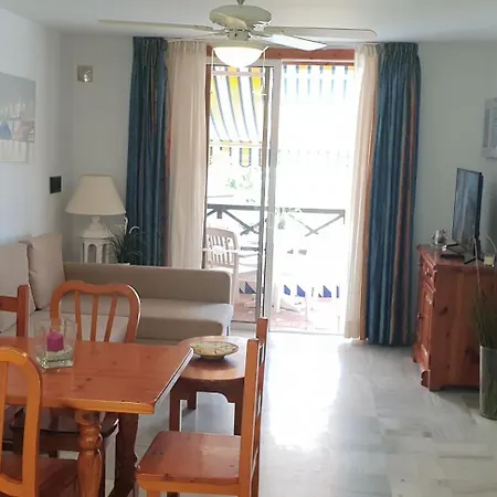 Beachfront No 3 With Fantastic Sea-view, Heated Pool, Close To The Sea *